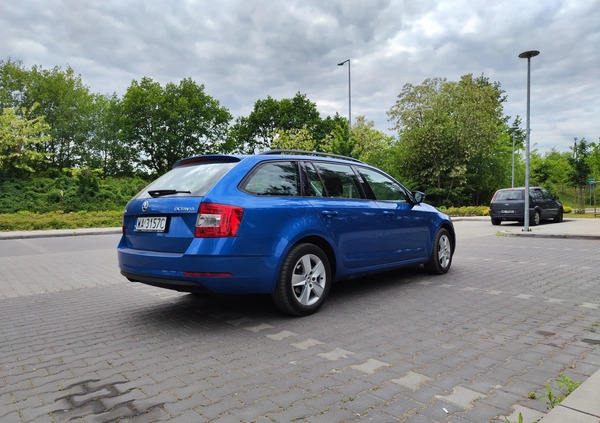 Skoda Octavia cena 49800 przebieg: 135101, rok produkcji 2018 z Marki małe 92